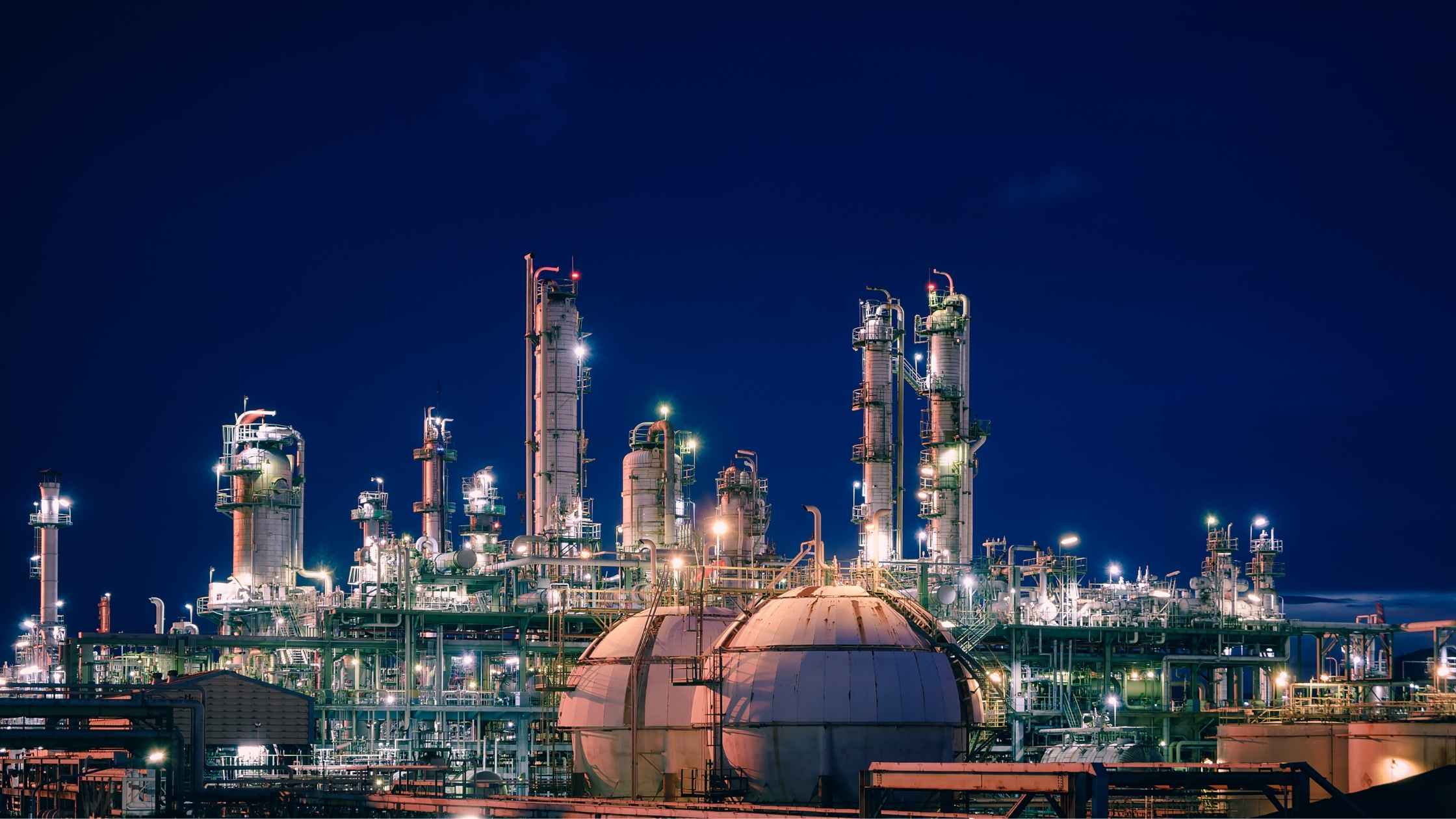 oil-refinery-chemical-petrochemical-plant-1